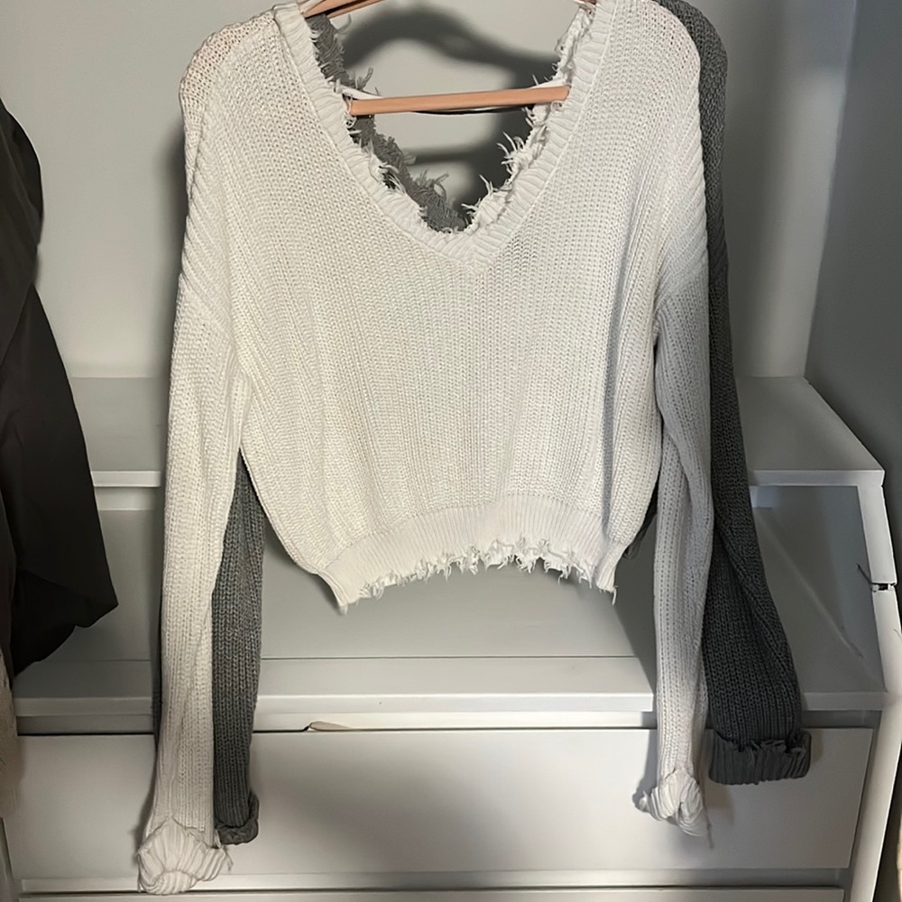 Forever 21 raw hem white sweater
